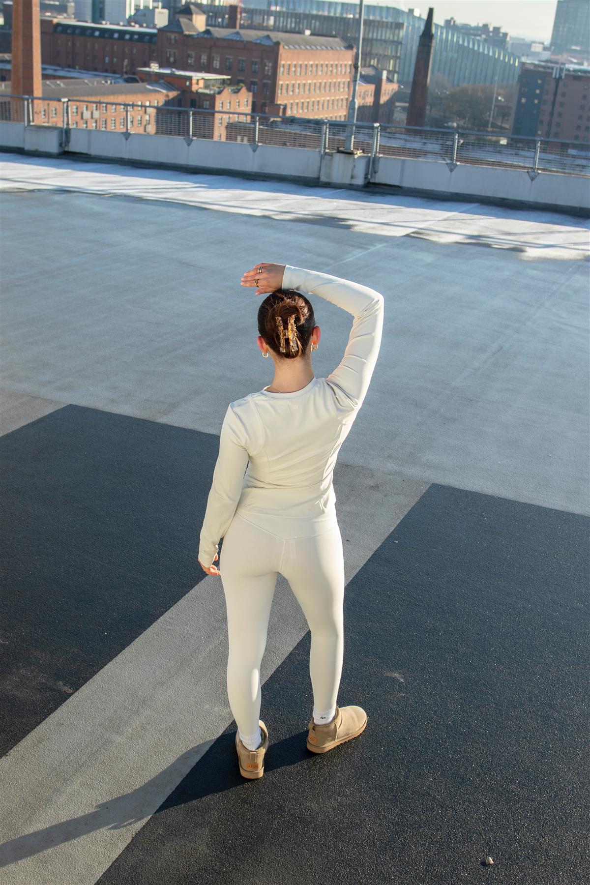 Signature Full Length Invisible Pocket Leggings - Putty - Image 5