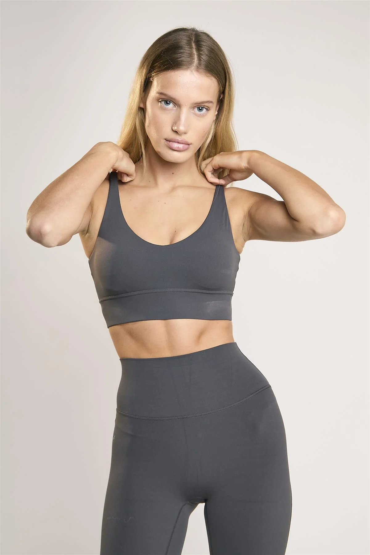 Signature Graphite-Grey Scoop-Neck Crop-Top - Image 3