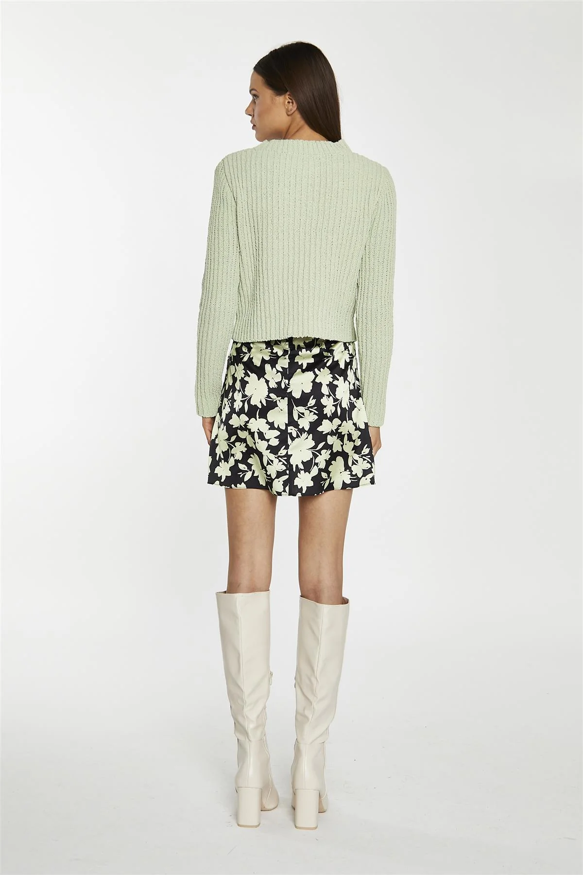 Soft-Lime Black-Floral Notch-Split Mini-Skirt - Image 2