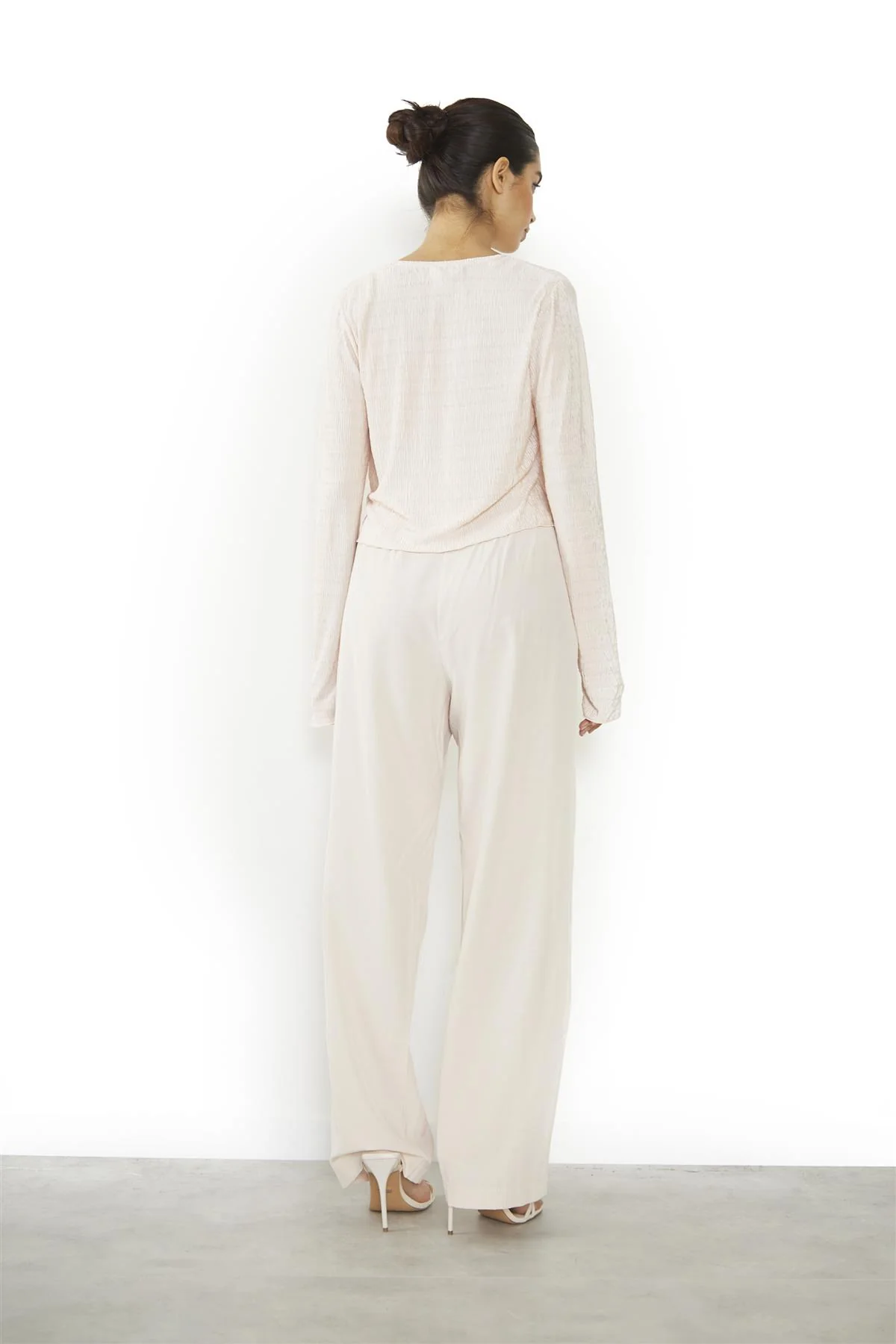 Soft-Pink-Plisse Front-Tie Long-sleeve-Top - Image 2
