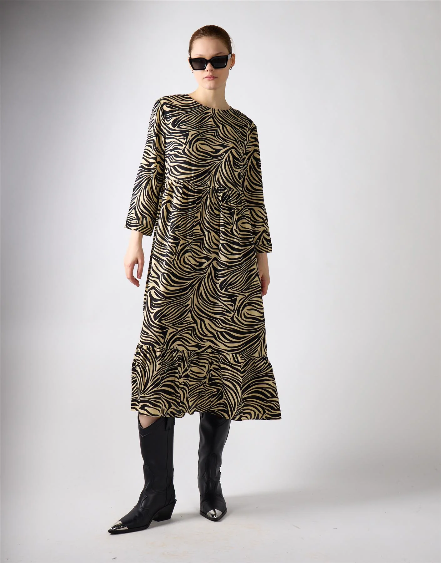 Stone Black Zebra 3/4 Sleeve Midi Dress - Image 4