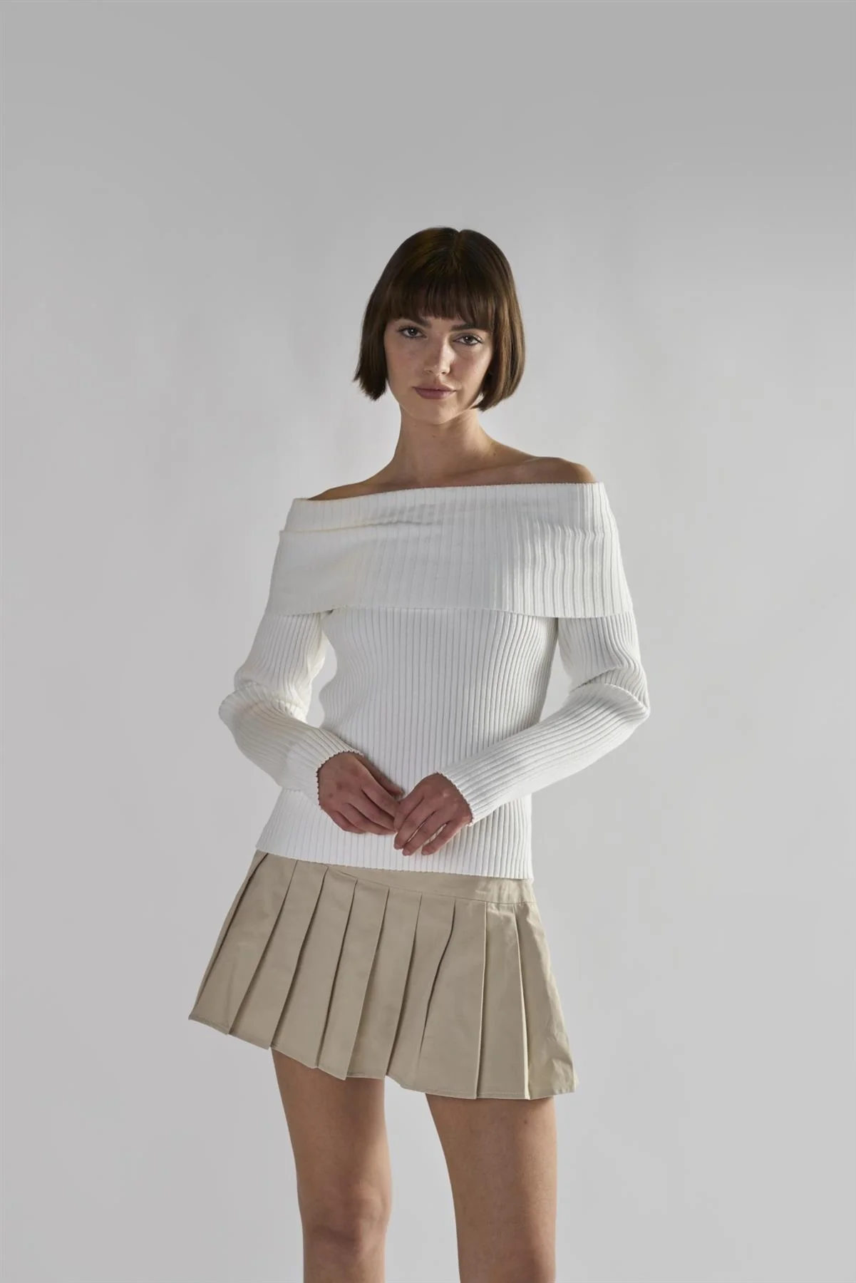 Stone Pleated Mini-Skirt - Image 3