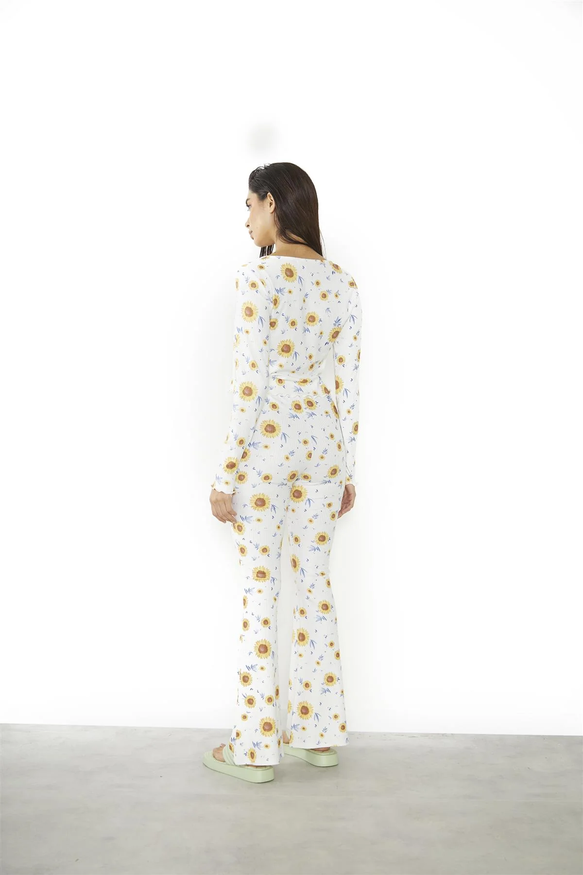 Sunflower Rib Tie-Front -Top - Image 2
