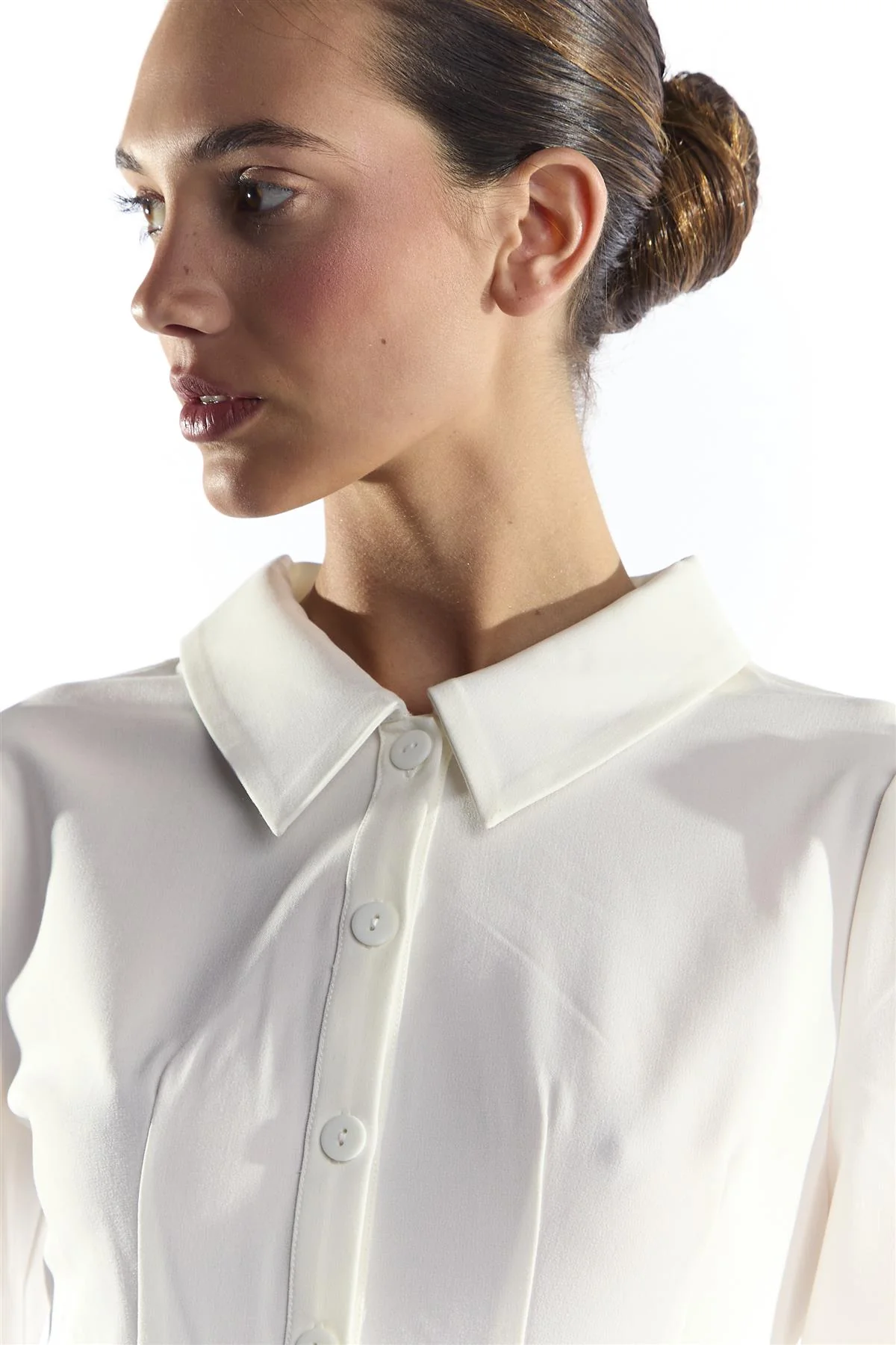 Trinity White Colour Button Through Pleated Short Sleeve Dress - Image 3
