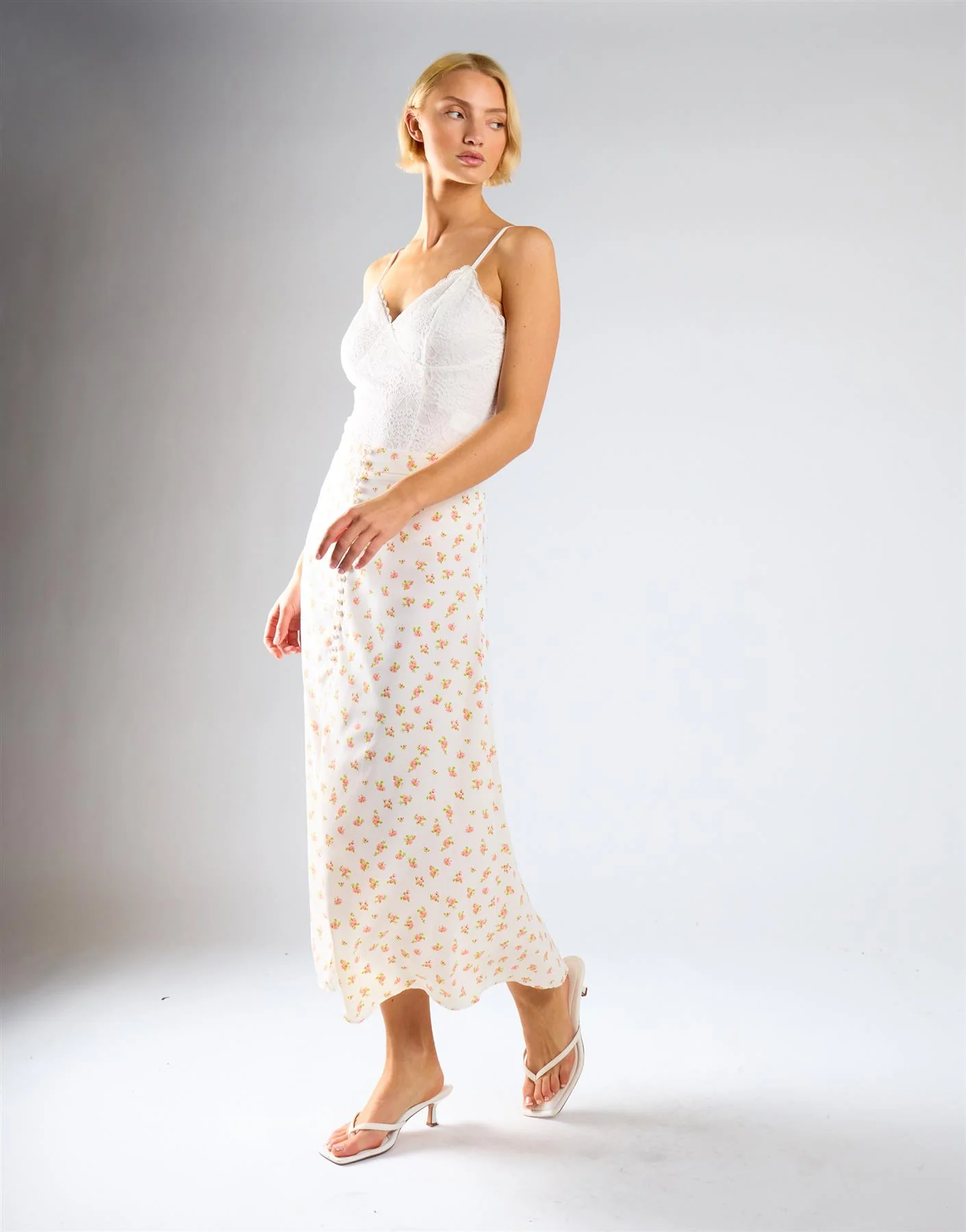 V-Neck Bodysuit - White Lace - Image 2