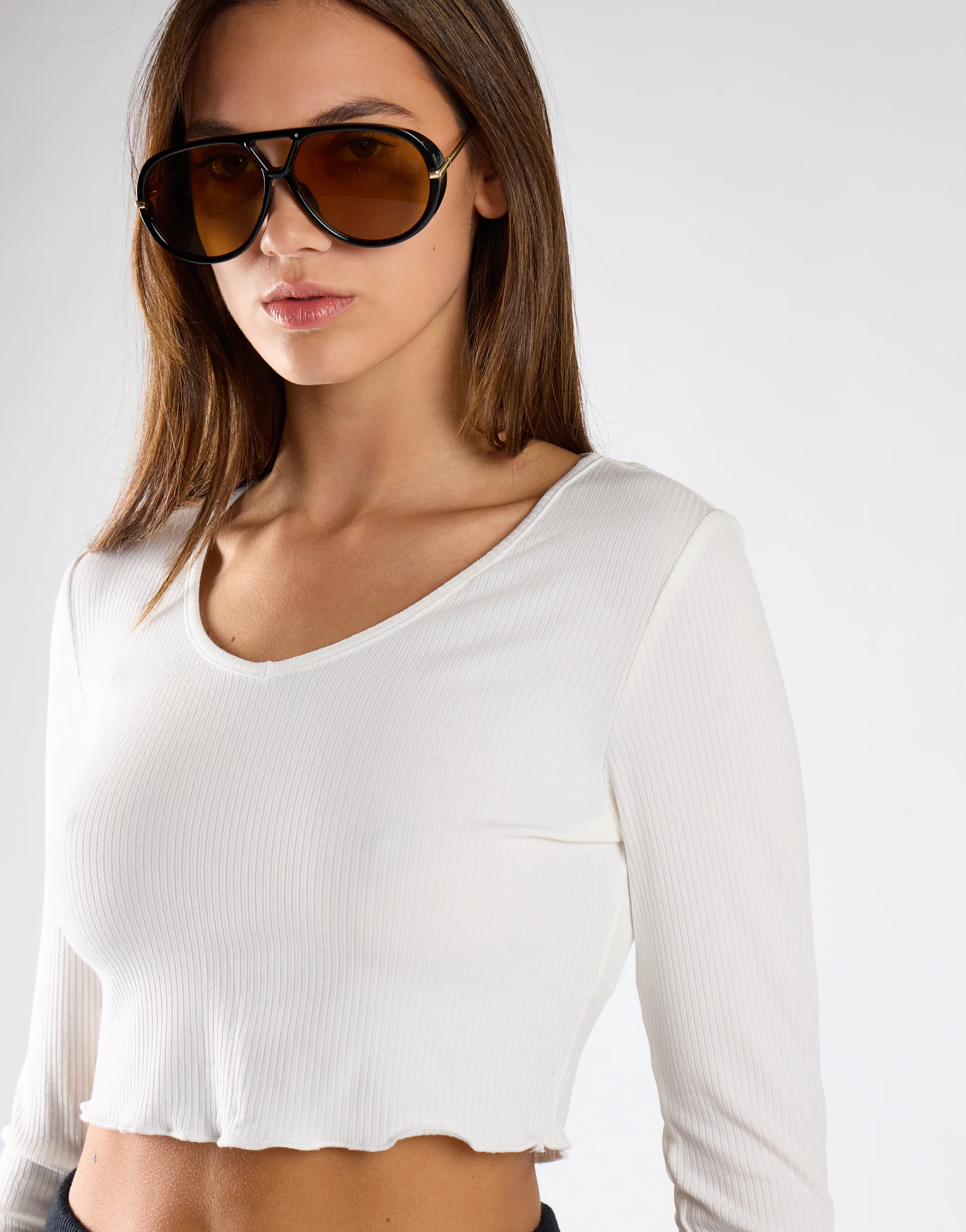 V-neck Rib Cropped Top - Off White - Image 4