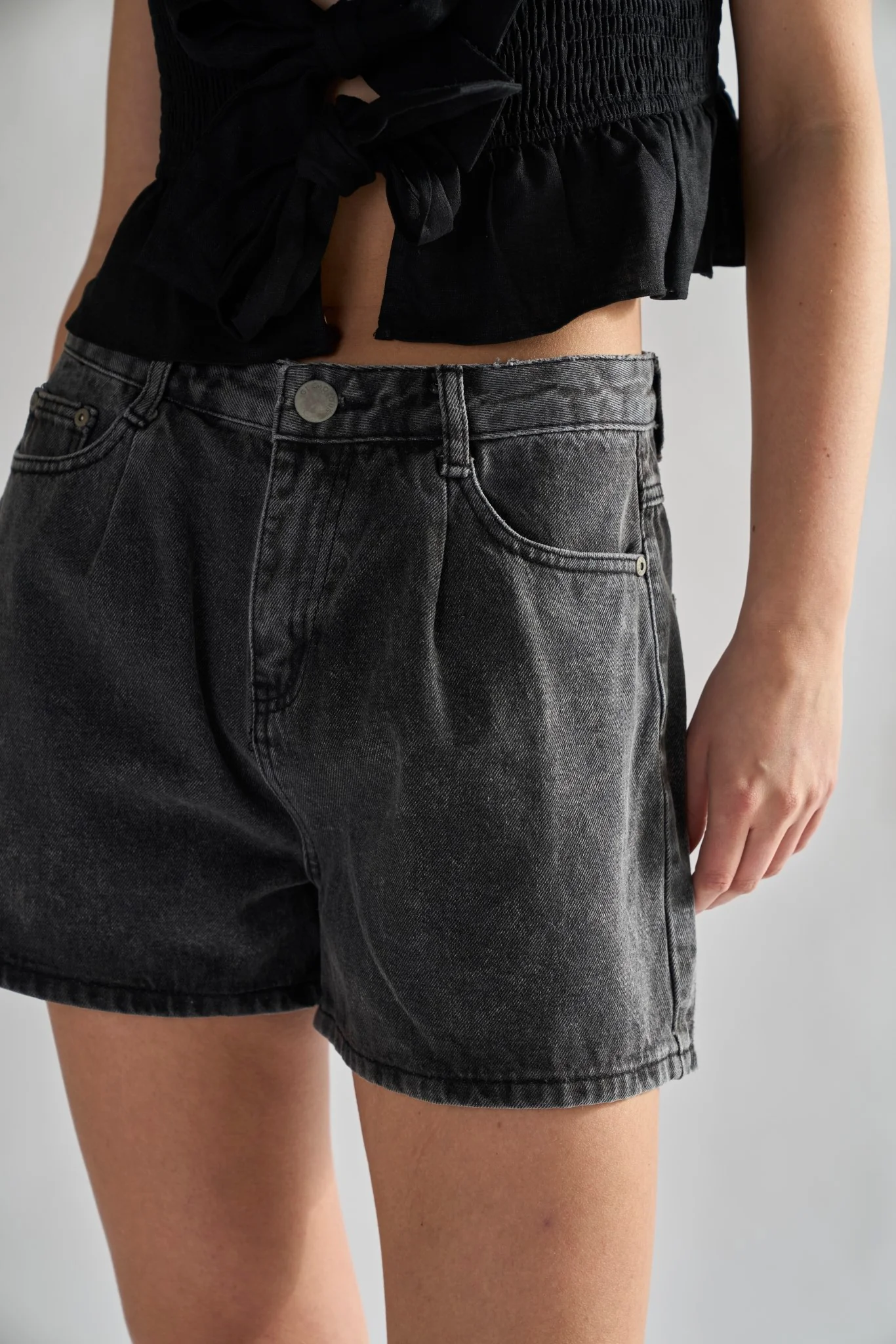 Washed-Black Denim-Shorts - Image 4