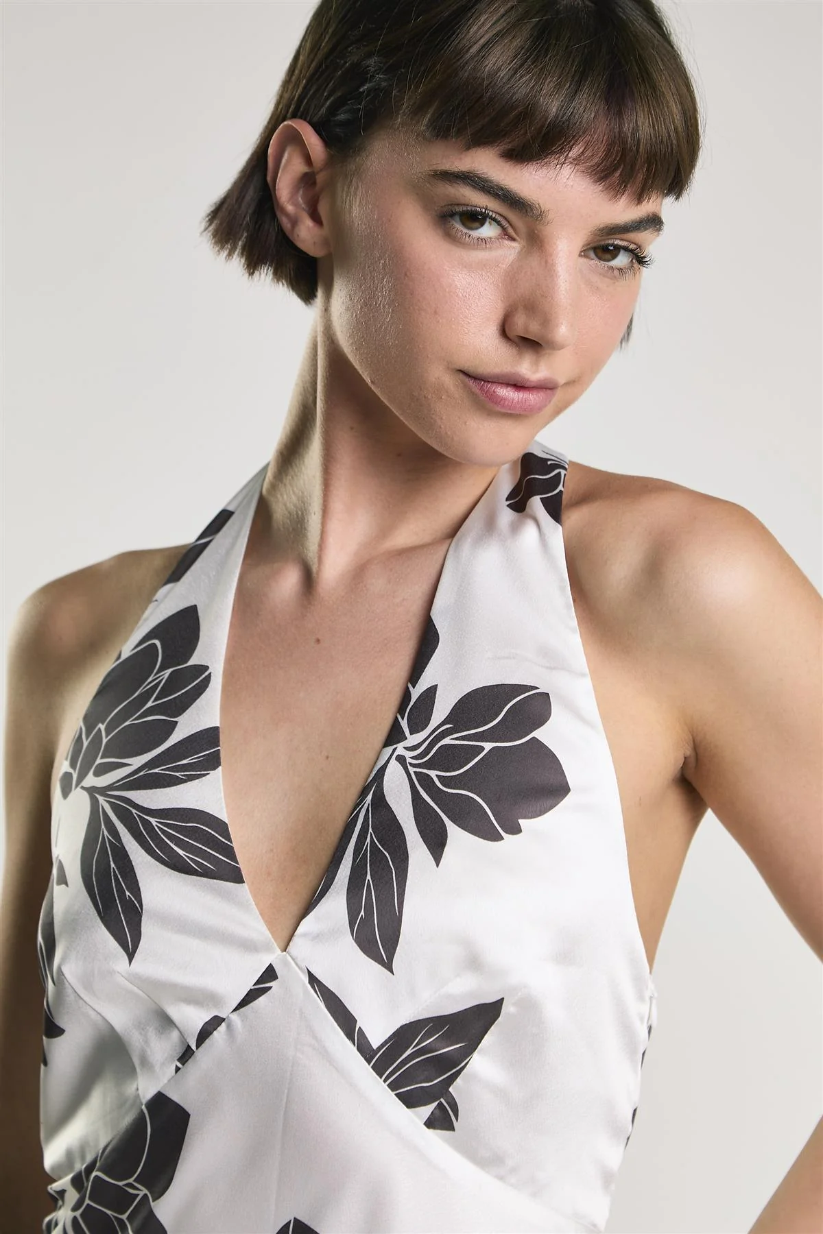 White Brown Floral Halter Neck Midaxi Dress - Image 5