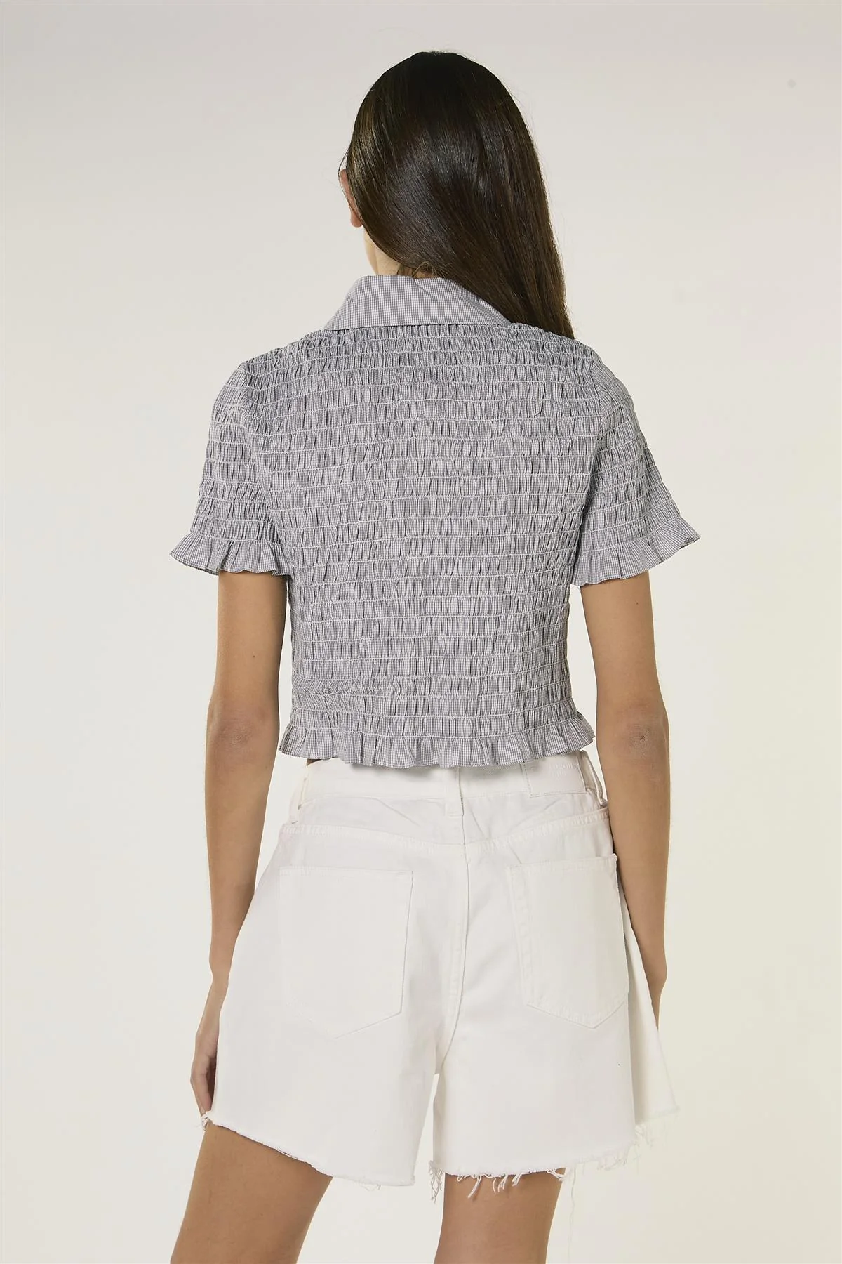 White Colour Mid Rise Frayed Hem Denim Shorts - Image 3