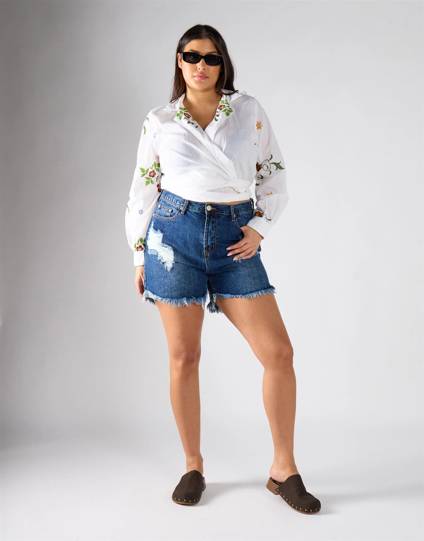 Glamorous Curve White Floral Blouse - Image 2