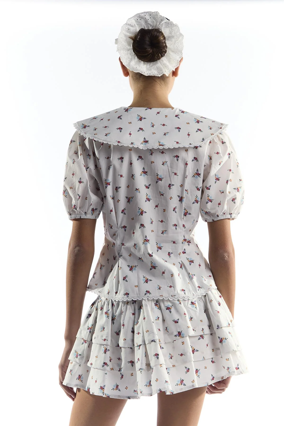 White Floral Peplum Mini Skirt with Pin Tucks - Image 4