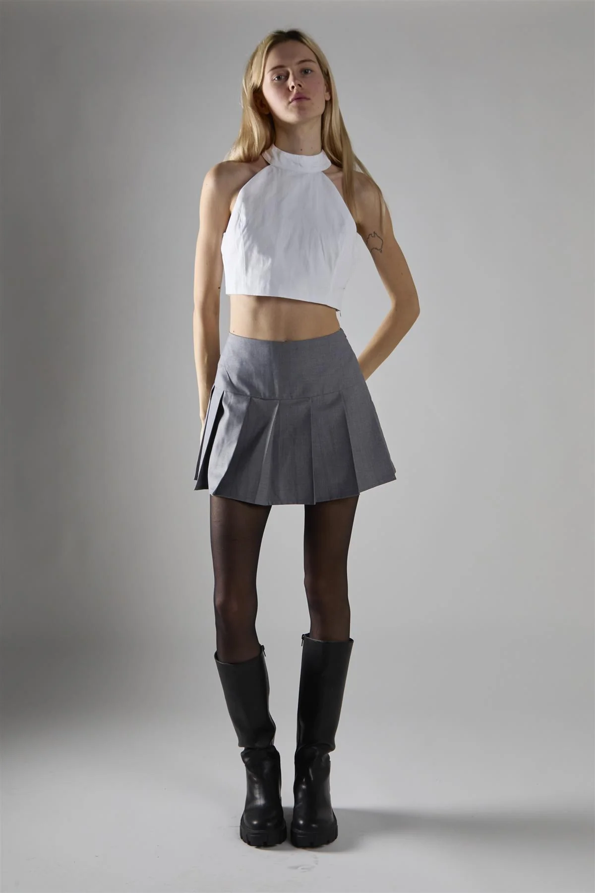 White Halter-Neck Crop-Top - Image 5