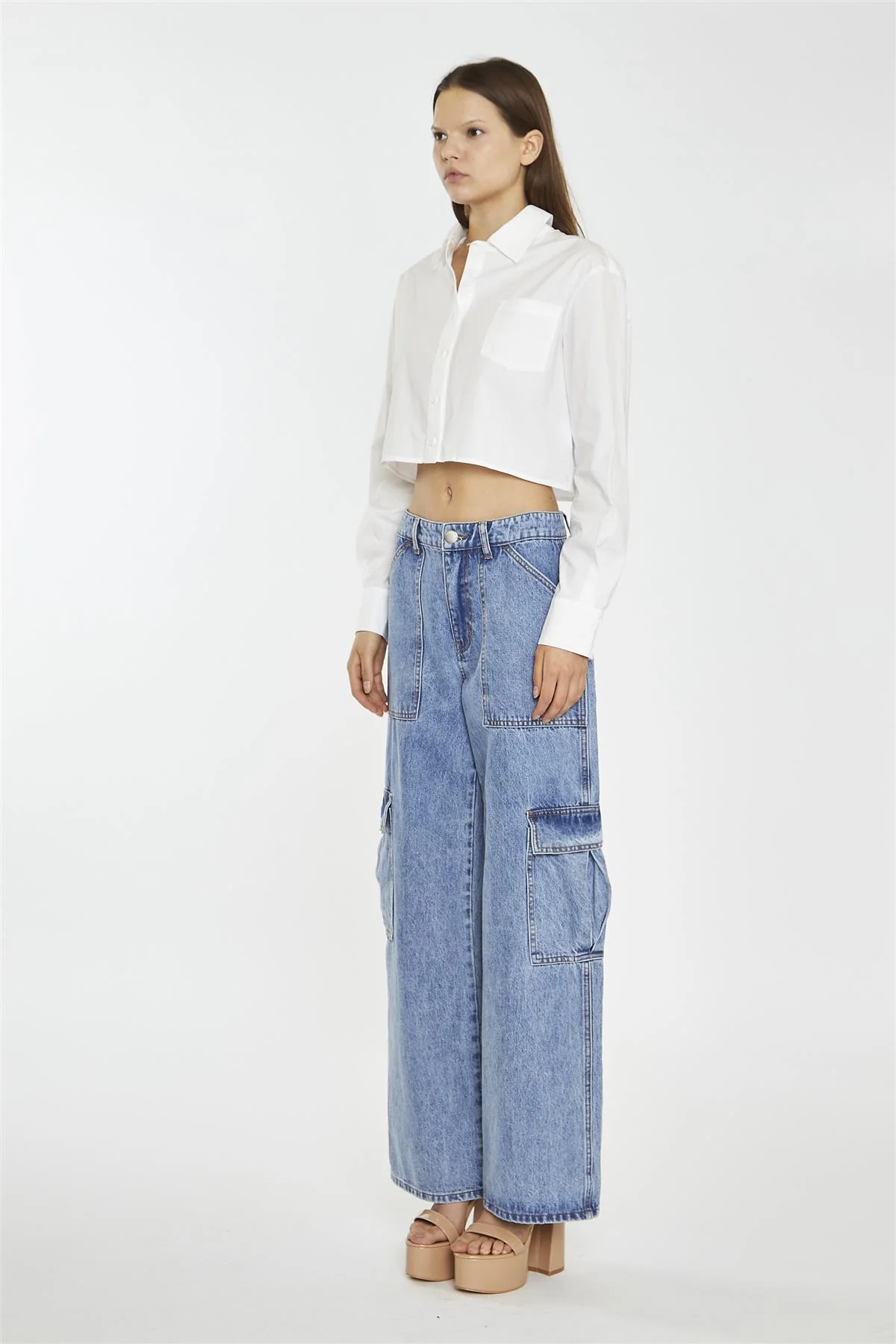 White Long-Sleeve Collared Crop-Shirt - Image 4