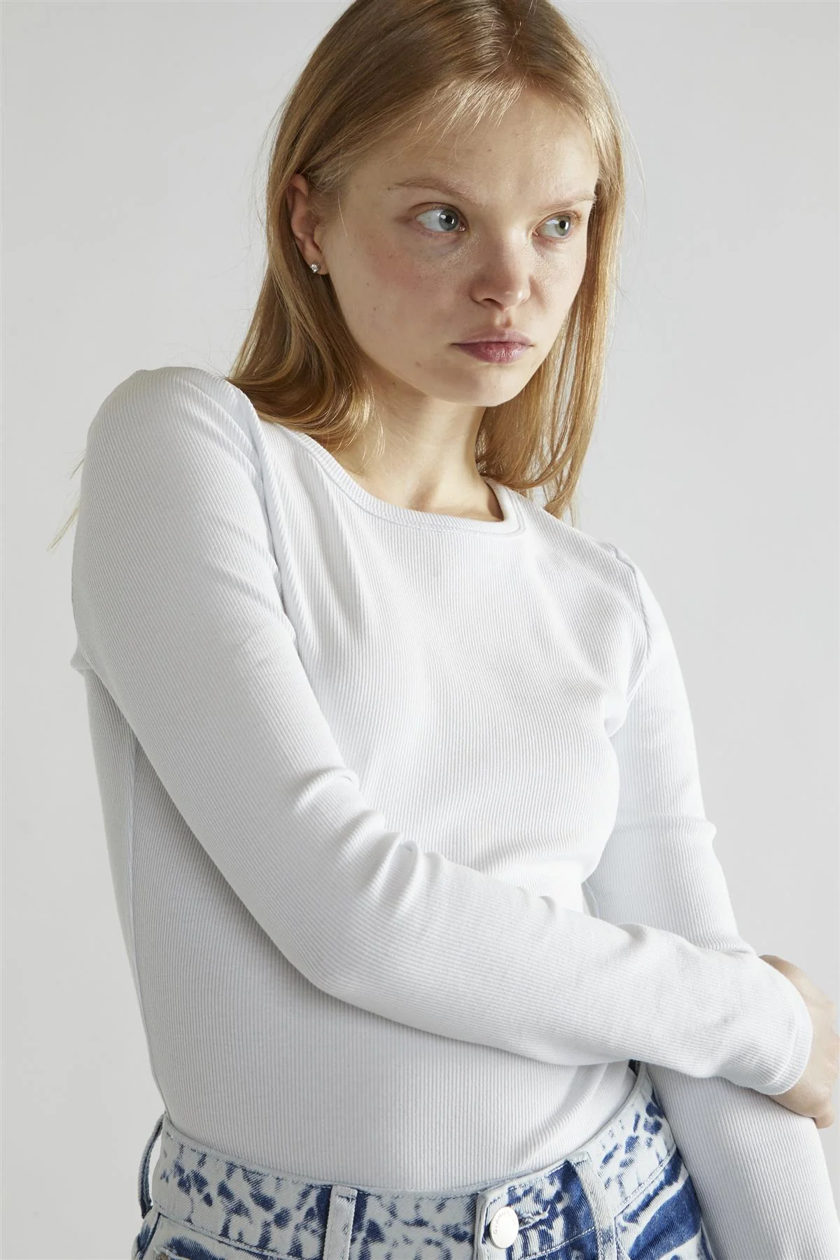 White-Rib Crew-Neck Long-Sleeve Top - Image 4