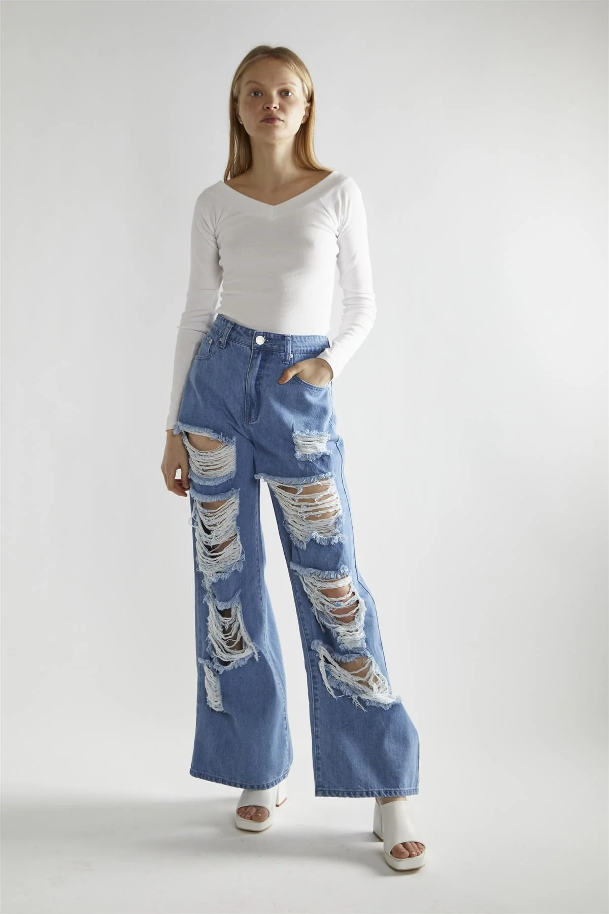 White-Rib V-Neck Long-Sleeve Top