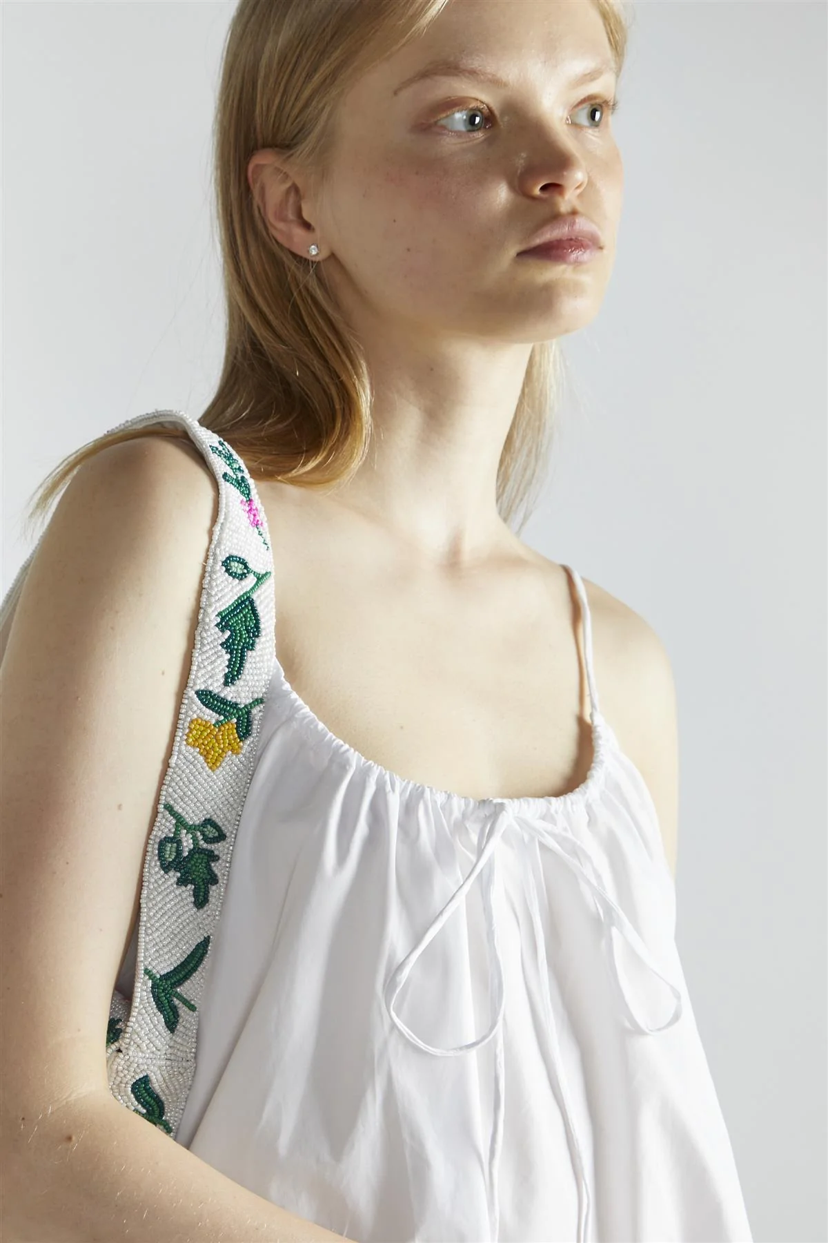 White Scoop-Neck Tie Detailing Mini-Dress - Image 4