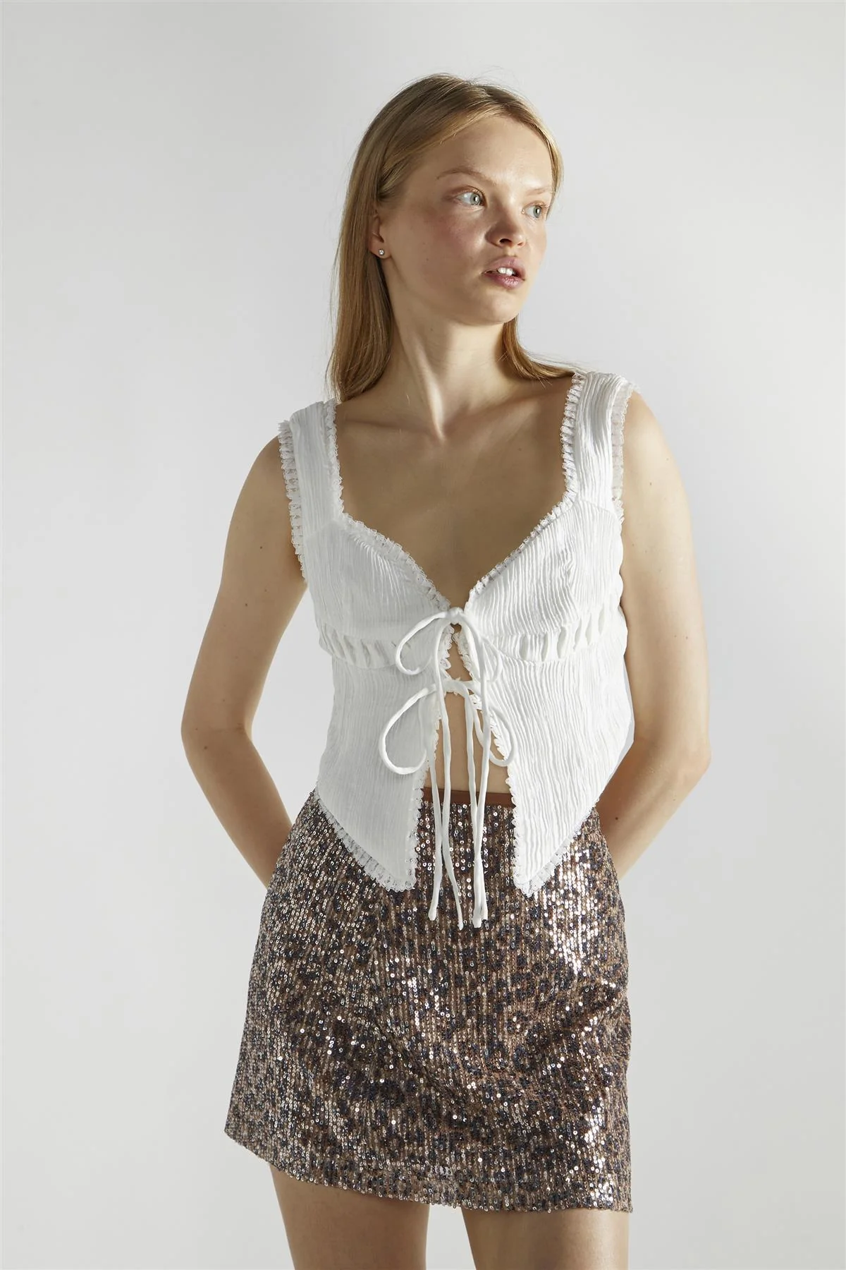 White Textured Shirred Tie-Front Crop-Top - Image 3